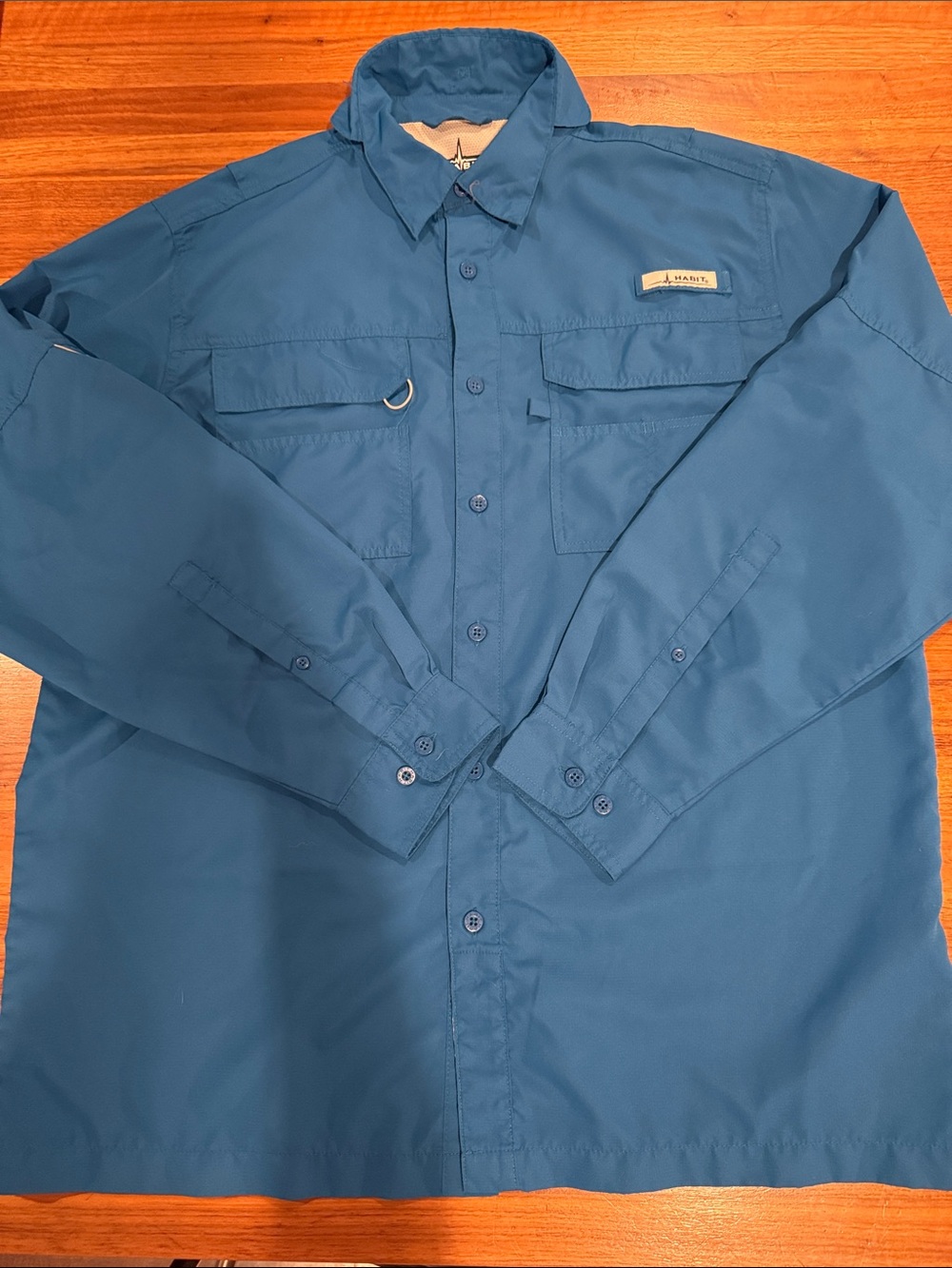 Habit vented fishing shirt sz mens L